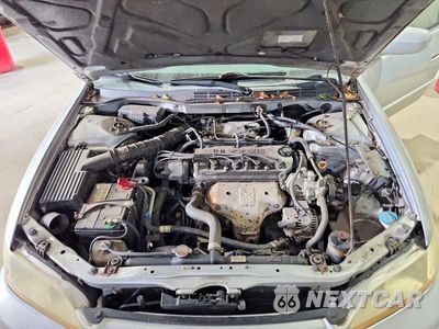 Zdjęcie 11 z 12 samochodu: 2002 HONDA ACCORD SE VIN:1HGCG56792A167529 - miniatura