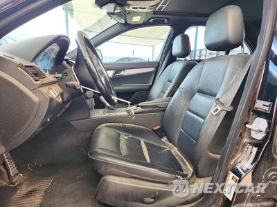 Zdjęcie 7 z 12 samochodu: 2009 MERCEDES-BENZ C 300 VIN:WDDGF54X29F203800 - miniatura