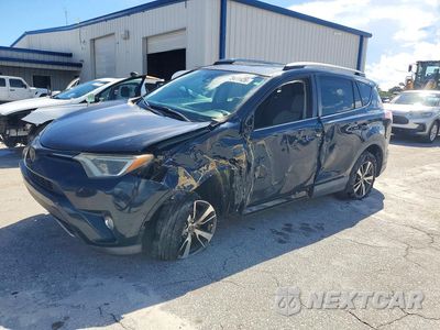 2017 TOYOTA RAV4 XLE 2T3WFREV7HW391270 - główne zdjęcie licytacji z USA - miniatura