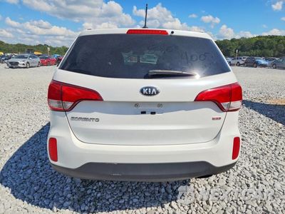 Zdjęcie 6 z 13 samochodu: 2014 KIA SORENTO LX VIN:5XYKT3A64EG518487 - miniatura