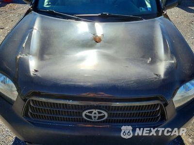 Zdjęcie 12 z 13 samochodu: 2009 TOYOTA HIGHLANDER HYBRID LIMITED VIN:JTEEW44A392034798 - miniatura