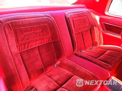 Zdjęcie 10 z 12 samochodu: 1983 FORD THUNDERBIRD VIN:1FABP46F6DH130210 - miniatura