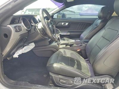 Zdjęcie 7 z 13 samochodu: 2019 FORD MUSTANG VIN:1FA6P8TH0K5184731 - miniatura