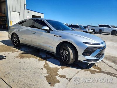 Czwarte zdjęcie samochodu z boku: 2024 HYUNDAI SONATA SEL VIN:KMHL64JA2RA354082 - miniatura