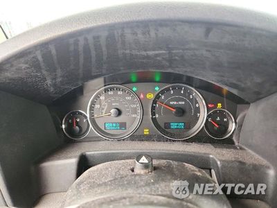 Zdjęcie 9 z 13 samochodu: 2007 JEEP COMMANDER VIN:1J8HG48K67C562661 - miniatura