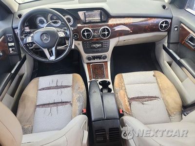 Zdjęcie 8 z 13 samochodu: 2013 MERCEDES-BENZ GLK 350 VIN:WDCGG5HB9DG007890 - miniatura