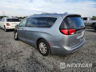 Drugie zdjęcie samochodu z przodu: 2019 CHRYSLER PACIFICA TOURING L VIN:2C4RC1BG2KR576728 - miniatura