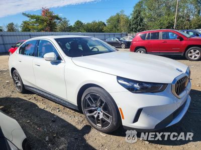 Czwarte zdjęcie samochodu z boku: 2025 BMW I5 XDRIVE 40 VIN:WBY13HG07SCS52179 - miniatura