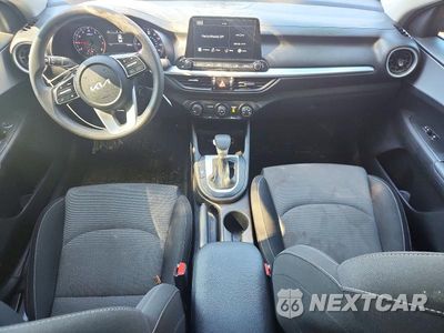 Zdjęcie 8 z 12 samochodu: 2022 KIA FORTE LXS VIN:3KPF24AD8NE460180 - miniatura