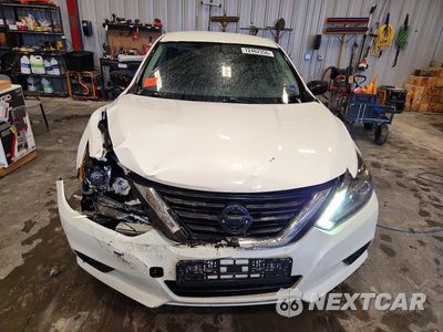 Piąte zdjęcie samochodu w środku: 2017 NISSAN ALTIMA 2.5 SR VIN:1N4AL3AP7HC472057 - miniatura