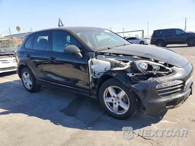 Czwarte zdjęcie samochodu z boku: 2011 PORSCHE CAYENNE VIN:WP1AA2A26BLA02042 - miniatura