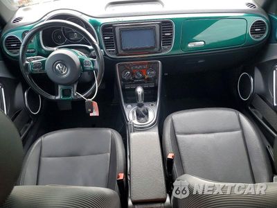 Zdjęcie 8 z 12 samochodu: 2017 VOLKSWAGEN BEETLE SE VIN:3VWJ17ATXHM613655 - miniatura