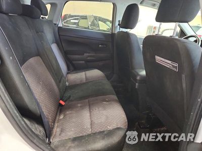 Zdjęcie 11 z 14 samochodu: 2018 MITSUBISHI OUTLANDER SPORT ES VIN:JA4AP3AU9JU015619 - miniatura