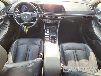 Zdjęcie 8 z 13 samochodu: 2021 HYUNDAI SONATA HYBRID LIMITED VIN:KMHL54JJ0MA033265 - miniatura