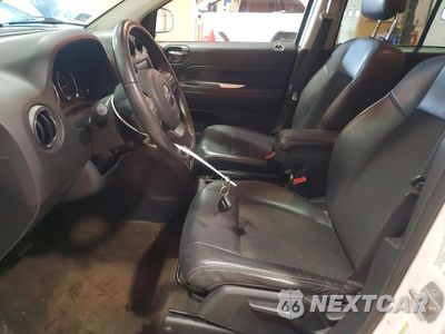 Zdjęcie 7 z 12 samochodu: 2014 JEEP COMPASS LATITUDE VIN:1C4NJDEB5ED897756 - miniatura
