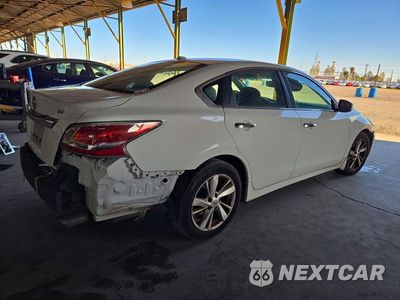 Trzecie zdjęcie samochodu z tyłu: 2015 NISSAN ALTIMA 2.5 SV VIN:1N4AL3AP1FC268352 - miniatura