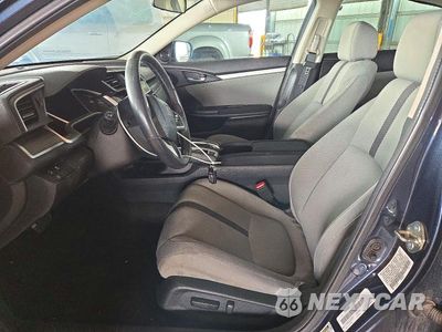 Zdjęcie 7 z 12 samochodu: 2019 HONDA CIVIC EX VIN:19XFC1F39KE020377 - miniatura