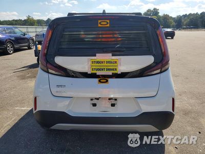 Zdjęcie 6 z 13 samochodu: 2023 KIA SOUL LX VIN:KNDJ23AU9P7882451 - miniatura