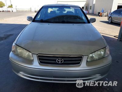 Piąte zdjęcie samochodu w środku: 2001 TOYOTA CAMRY XLE V6 VIN:4T1BF28K11U960443 - miniatura