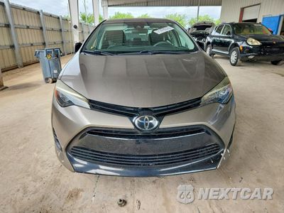 Piąte zdjęcie samochodu w środku: 2017 TOYOTA COROLLA LE VIN:5YFBURHE2HP662391 - miniatura