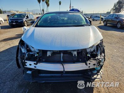 Piąte zdjęcie samochodu w środku: 2024 TOYOTA PRIUS XLE VIN:JTDACAAUXR3044103 - miniatura