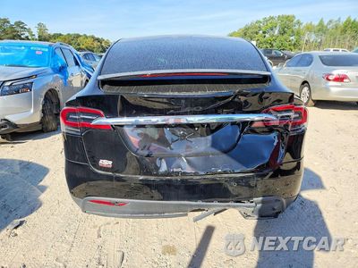 Zdjęcie 6 z 14 samochodu: 2018 TESLA MODEL X VIN:5YJXCBE2XJF089493 - miniatura