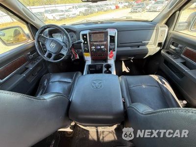 Zdjęcie 9 z 10 samochodu: 2012 DODGE RAM 2500 LARAMIE VIN:3C6UD5FLXCG128029 - miniatura