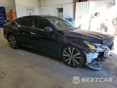 Czwarte zdjęcie samochodu z boku: 2020 NISSAN ALTIMA PLATINUM VIN:1N4AL4FV7LN309533 - miniatura