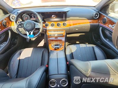 Zdjęcie 8 z 12 samochodu: 2019 MERCEDES-BENZ E 300 VIN:WDDZF4JB9KA521606 - miniatura