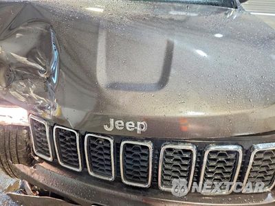 Zdjęcie 12 z 13 samochodu: 2017 JEEP GRAND CHEROKEE LIMITED VIN:1C4RJFBG0HC603297 - miniatura