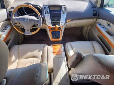 Zdjęcie 8 z 13 samochodu: 2005 LEXUS RX 330 VIN:2T2HA31UX5C061495 - miniatura