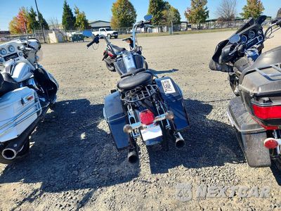 Czwarte zdjęcie samochodu z boku: 2017 HARLEY-DAVIDSON FLHR ROAD KING VIN:1HD1FBC12HB694465 - miniatura
