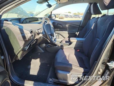 Zdjęcie 7 z 12 samochodu: 2018 TOYOTA PRIUS THREE VIN:JTDKARFU7J3054609 - miniatura