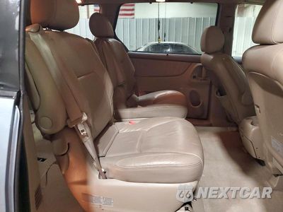 Zdjęcie 11 z 13 samochodu: 2004 TOYOTA SIENNA XLE 7 PASSENGER VIN:5TDZA22C44S113881 - miniatura
