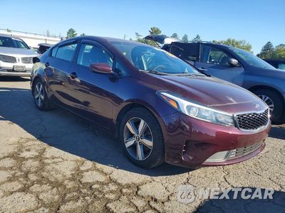 Czwarte zdjęcie samochodu z boku: 2018 KIA FORTE LX VIN:3KPFL4A7XJE196655 - miniatura