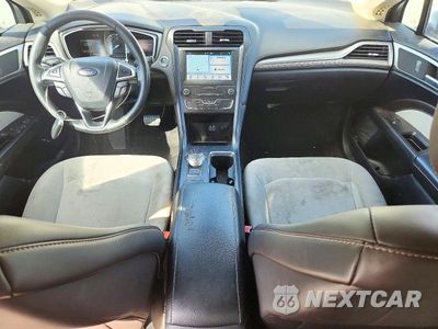 Zdjęcie 8 z 12 samochodu: 2019 FORD FUSION SE VIN:3FA6P0HD7KR215400 - miniatura