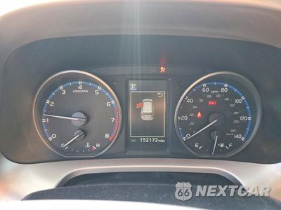 Zdjęcie 9 z 13 samochodu: 2017 TOYOTA RAV4 LE VIN:JTMZFREV6HJ126772 - miniatura