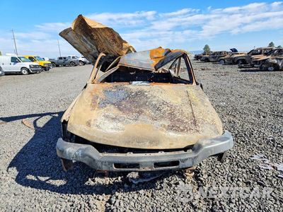 Piąte zdjęcie samochodu w środku: 2003 GMC NEW SIERRA K1500 VIN:1GTEK14V23Z256457 - miniatura