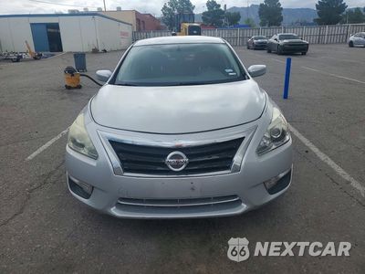 Piąte zdjęcie samochodu w środku: 2015 NISSAN ALTIMA 2.5 S VIN:1N4AL3AP3FC477947 - miniatura