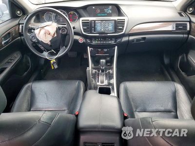 Zdjęcie 8 z 13 samochodu: 2017 HONDA ACCORD EXL VIN:1HGCR3F8XHA008602 - miniatura