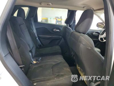 Zdjęcie 12 z 14 samochodu: 2016 JEEP CHEROKEE LATITUDE VIN:1C4PJMCB9GW251350 - miniatura