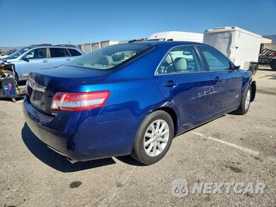 Trzecie zdjęcie samochodu z tyłu: 2011 TOYOTA CAMRY XLE VIN:4T4BF3EK1BR144723 - miniatura