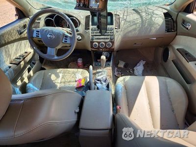 Zdjęcie 8 z 12 samochodu: 2005 NISSAN ALTIMA 2.5 VIN:1N4AL11D65C351283 - miniatura