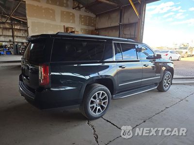 Trzecie zdjęcie samochodu z tyłu: 2020 GMC YUKON XL DENALI VIN:1GKS1HKJXLR189092 - miniatura