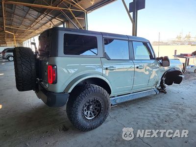 Trzecie zdjęcie samochodu z tyłu: 2022 FORD BRONCO OUTER BANKS VIN:1FMEE5BP0NLB62596 - miniatura
