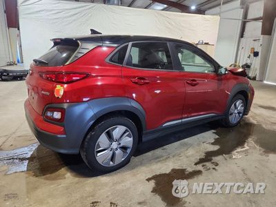 Trzecie zdjęcie samochodu z tyłu: 2021 HYUNDAI KONA SEL VIN:KM8K23AG1MU099552 - miniatura