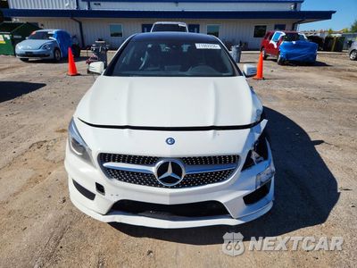 Piąte zdjęcie samochodu w środku: 2015 MERCEDES-BENZ CLA 250 VIN:WDDSJ4EB6FN170436 - miniatura