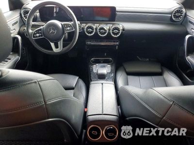 Zdjęcie 8 z 12 samochodu: 2021 MERCEDES-BENZ CLA 250 VIN:W1K5J4GB9MN153878 - miniatura