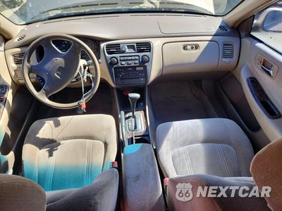 Zdjęcie 8 z 12 samochodu: 2000 HONDA ACCORD SE VIN:1HGCG6693YA075154 - miniatura