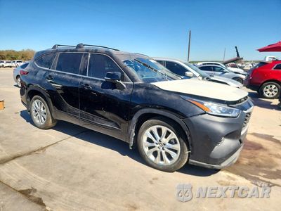 Czwarte zdjęcie samochodu z boku: 2023 TOYOTA HIGHLANDER LIMITED VIN:5TDKDRBH9PS012742 - miniatura
